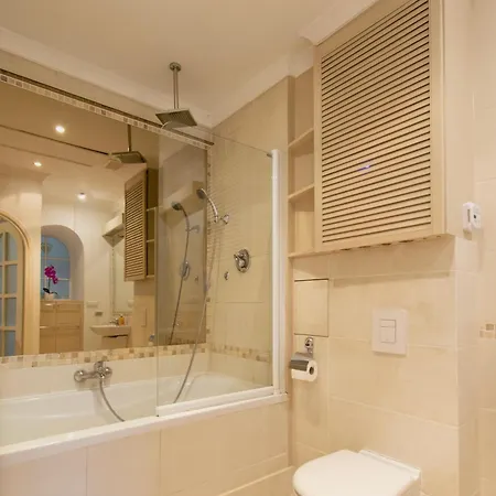 Stylish 2 Bedroom Morsztynowska Street